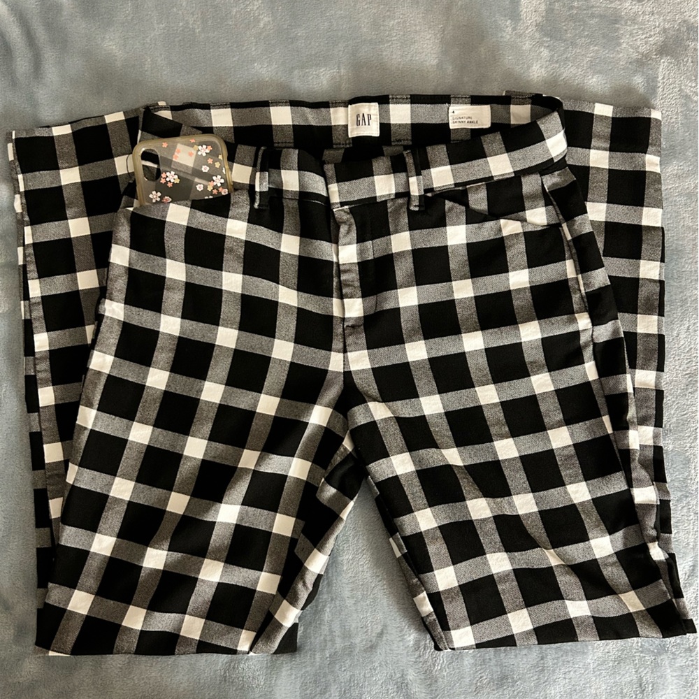 B&W Plaid Gap Signature Skinny Ankle Pants